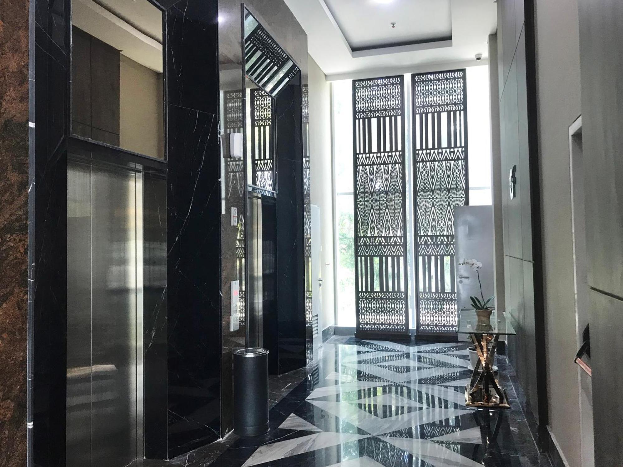 Labersa Hotel & Convention Center Samosir Sinapuran Екстер'єр фото